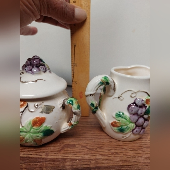 Vintage* Grape Sugar and Creamer Set - Picture 9 of 11